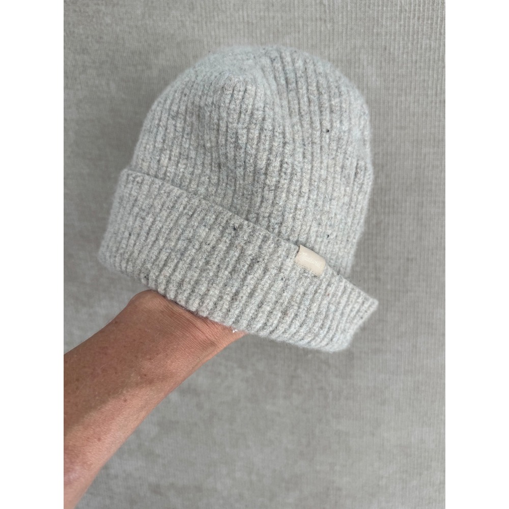 Madewell Beanie Oatmeal Grey 100% Merino Wool Ribbed Knit Hat CKP456616921